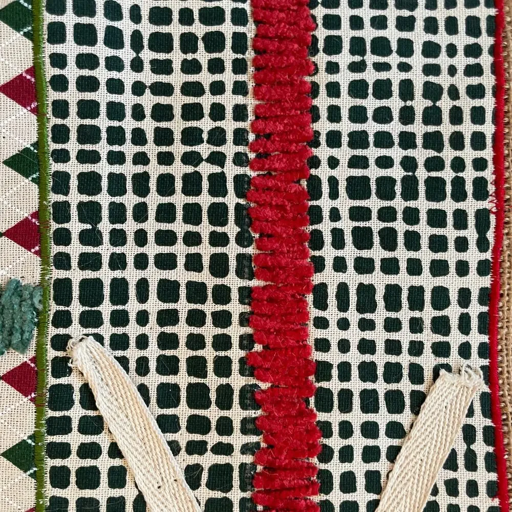 TAHARI Christmas Present Shaped Jute Placemats Set of 4 Holiday 13x19 New